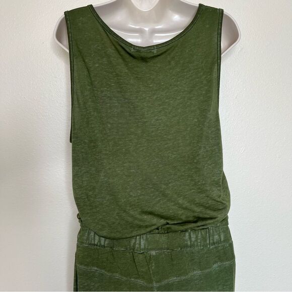 Harlow and Rose Woman Green Jumpsuit Sleeveless Elastic Waist Burnout Pockets 1X - Picture 8 of 16